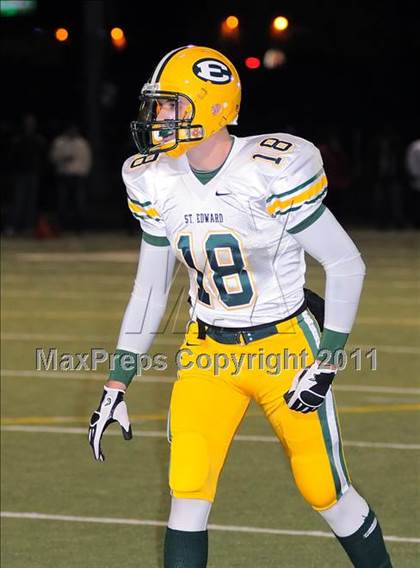 Thumbnail 3 in Glenville vs. St. Edward (OHSAA D1 Regional Semifinal) photogallery.