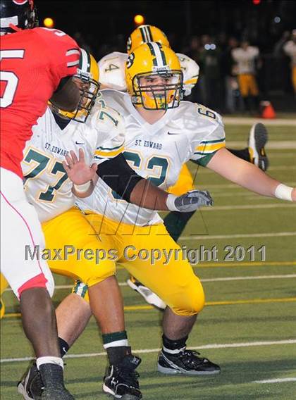 Thumbnail 1 in Glenville vs. St. Edward (OHSAA D1 Regional Semifinal) photogallery.