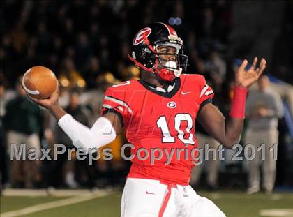 Thumbnail 3 in Glenville vs. St. Edward (OHSAA D1 Regional Semifinal) photogallery.