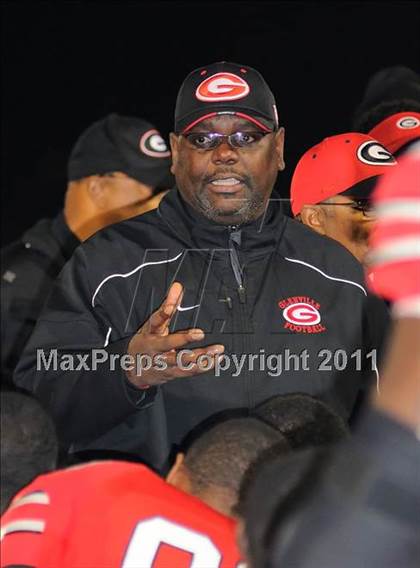 Thumbnail 1 in Glenville vs. St. Edward (OHSAA D1 Regional Semifinal) photogallery.