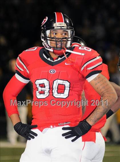 Thumbnail 2 in Glenville vs. St. Edward (OHSAA D1 Regional Semifinal) photogallery.