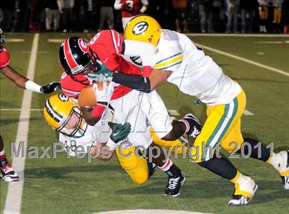 Thumbnail 1 in Glenville vs. St. Edward (OHSAA D1 Regional Semifinal) photogallery.