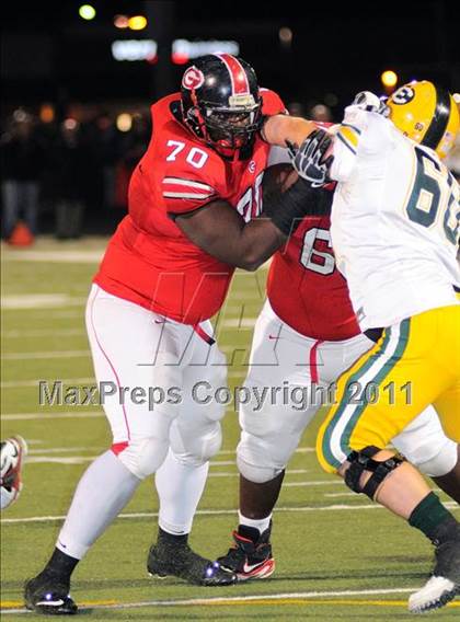 Thumbnail 1 in Glenville vs. St. Edward (OHSAA D1 Regional Semifinal) photogallery.