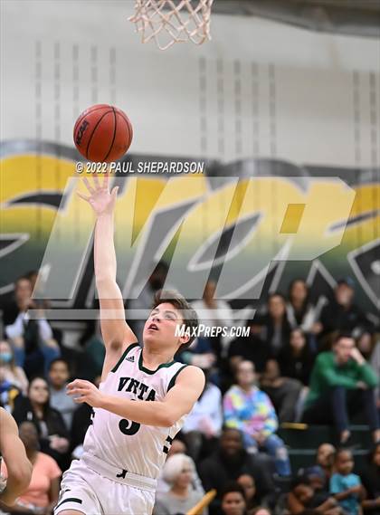 Thumbnail 3 in Mountain Vista vs. Overland photogallery.
