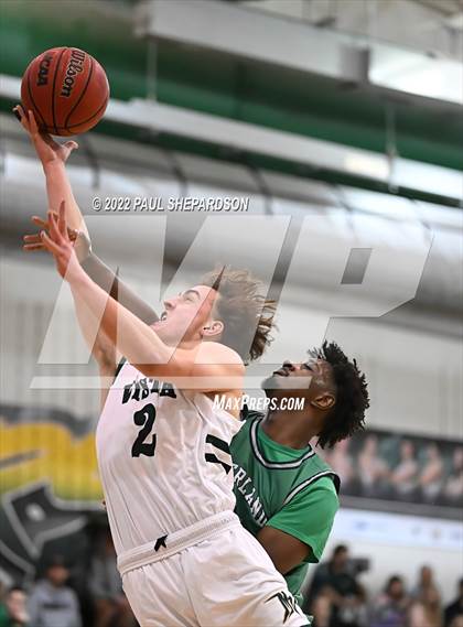 Thumbnail 1 in Mountain Vista vs. Overland photogallery.