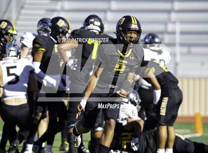 Thumbnail 3 in Brennan vs. Vandegrift (UIL 6A Division 2 Regional Playoff) photogallery.