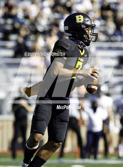 Thumbnail 3 in Brennan vs. Vandegrift (UIL 6A Division 2 Regional Playoff) photogallery.
