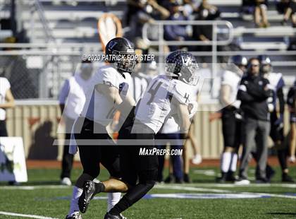 Thumbnail 2 in Brennan vs. Vandegrift (UIL 6A Division 2 Regional Playoff) photogallery.