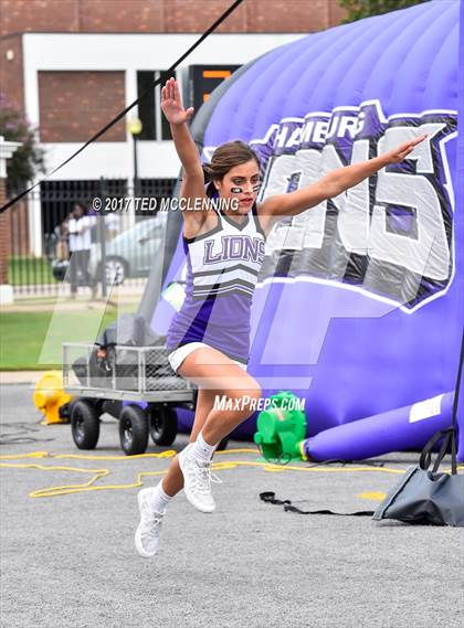 Thumbnail 1 in Hamburg vs Pea Ridge photogallery.
