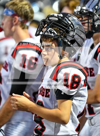 Thumbnail 1 in Hamburg vs Pea Ridge photogallery.