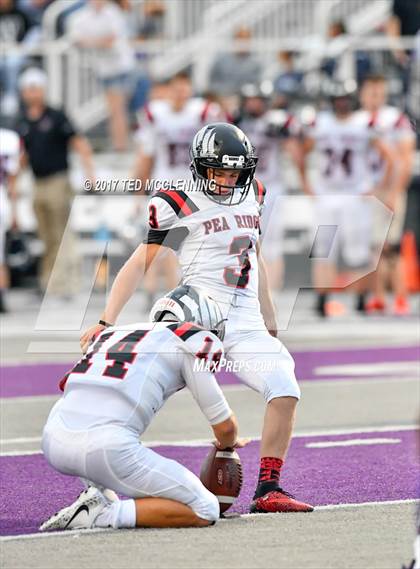 Thumbnail 1 in Hamburg vs Pea Ridge photogallery.