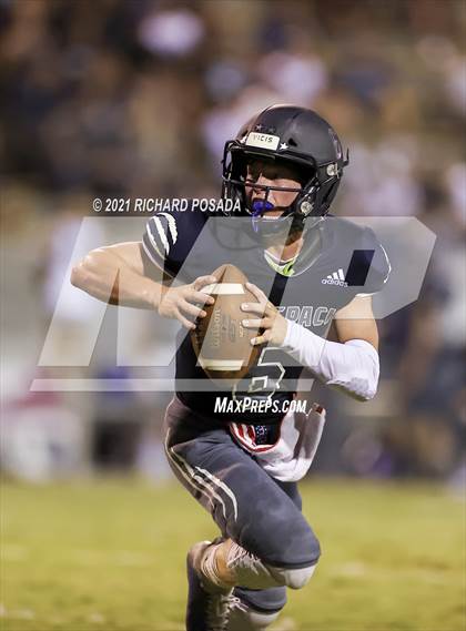 Thumbnail 1 in Sanger vs. Clovis East photogallery.