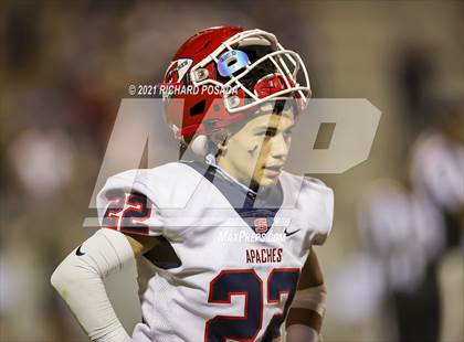 Thumbnail 3 in Sanger vs. Clovis East photogallery.
