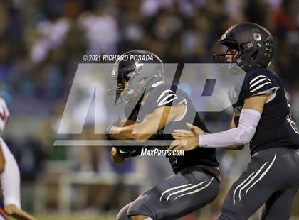 Thumbnail 3 in Sanger vs. Clovis East photogallery.