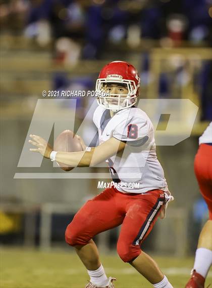 Thumbnail 1 in Sanger vs. Clovis East photogallery.