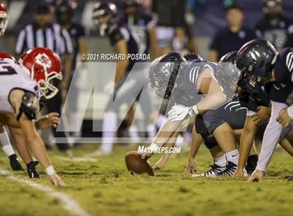 Thumbnail 2 in Sanger vs. Clovis East photogallery.
