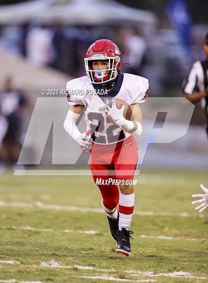 Thumbnail 1 in Sanger vs. Clovis East photogallery.