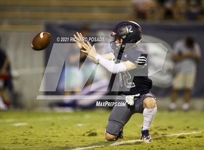 Thumbnail 3 in Sanger vs. Clovis East photogallery.