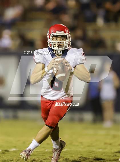 Thumbnail 2 in Sanger vs. Clovis East photogallery.