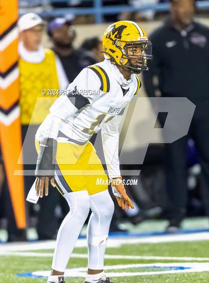 Thumbnail 3 in Fort Bend Marshall @ University (UIL Football 5A DII Bi-District Playoff) photogallery.