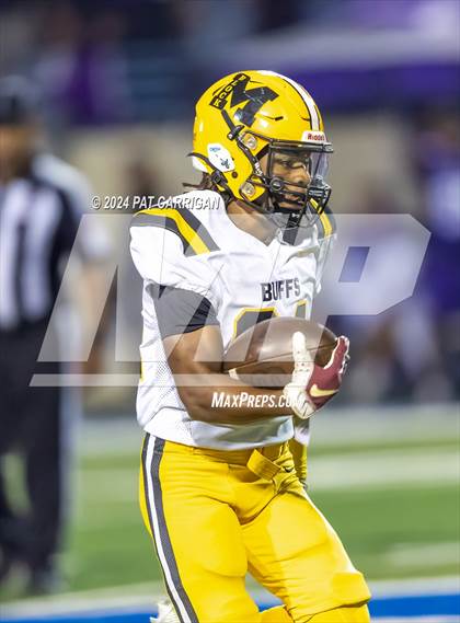 Thumbnail 1 in Fort Bend Marshall @ University (UIL Football 5A DII Bi-District Playoff) photogallery.