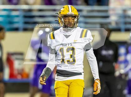 Thumbnail 2 in Fort Bend Marshall @ University (UIL Football 5A DII Bi-District Playoff) photogallery.