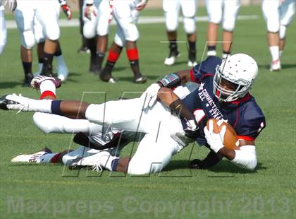 Thumbnail 3 in Hall Of Fame Classic (Military Bowl) photogallery.