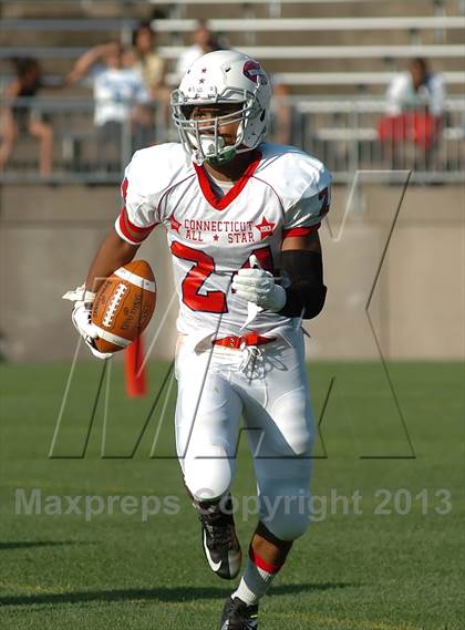 Thumbnail 2 in Hall Of Fame Classic (Military Bowl) photogallery.