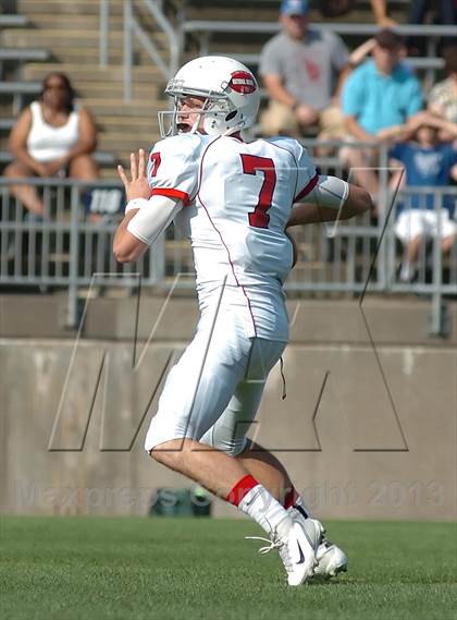 Thumbnail 2 in Hall Of Fame Classic (Military Bowl) photogallery.