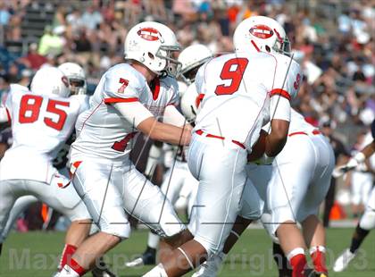 Thumbnail 2 in Hall Of Fame Classic (Military Bowl) photogallery.