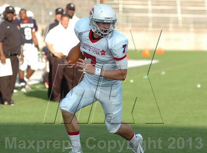 Thumbnail 1 in Hall Of Fame Classic (Military Bowl) photogallery.