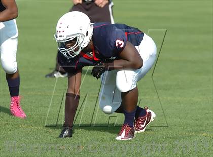 Thumbnail 1 in Hall Of Fame Classic (Military Bowl) photogallery.