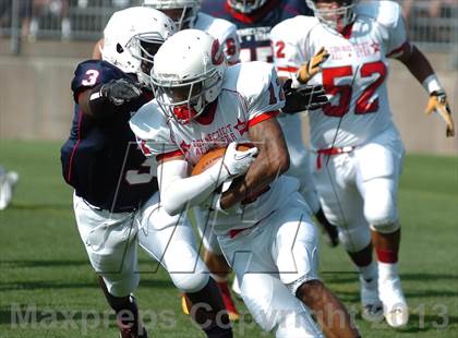 Thumbnail 1 in Hall Of Fame Classic (Military Bowl) photogallery.