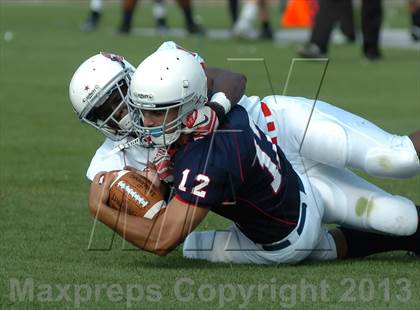 Thumbnail 1 in Hall Of Fame Classic (Military Bowl) photogallery.