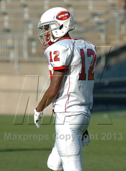 Thumbnail 1 in Hall Of Fame Classic (Military Bowl) photogallery.