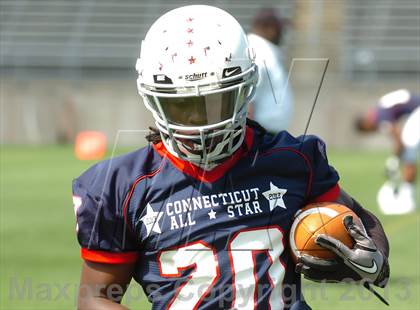 Thumbnail 3 in Hall Of Fame Classic (Military Bowl) photogallery.