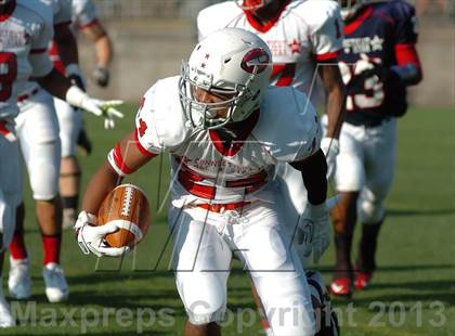 Thumbnail 2 in Hall Of Fame Classic (Military Bowl) photogallery.