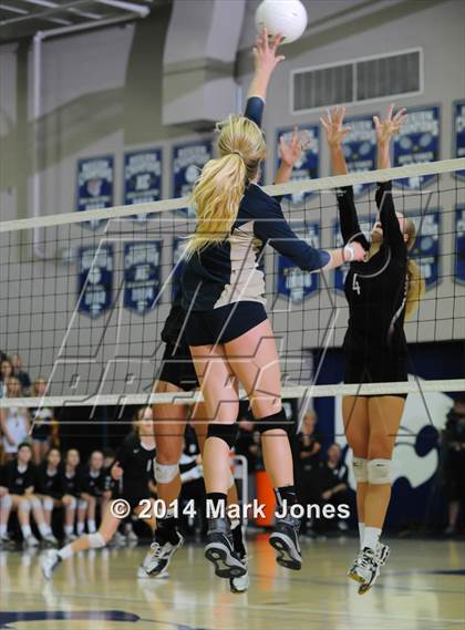 Thumbnail 1 in Desert Vista vs. Hamilton (AIA D1 Final) photogallery.