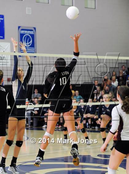 Thumbnail 1 in Desert Vista vs. Hamilton (AIA D1 Final) photogallery.