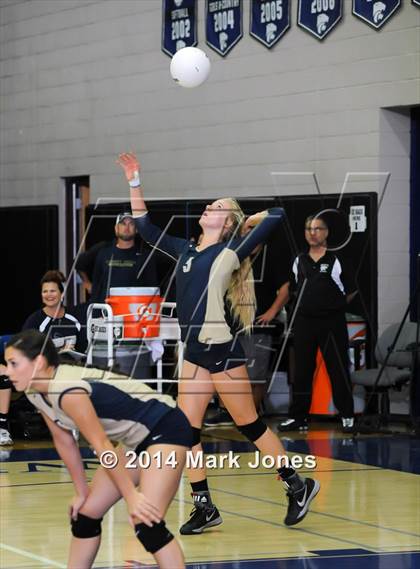 Thumbnail 3 in Desert Vista vs. Hamilton (AIA D1 Final) photogallery.