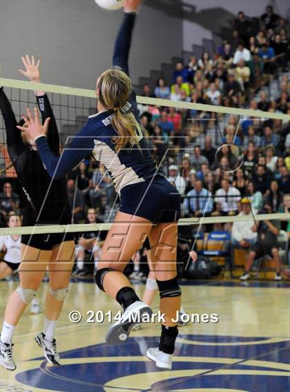Thumbnail 2 in Desert Vista vs. Hamilton (AIA D1 Final) photogallery.