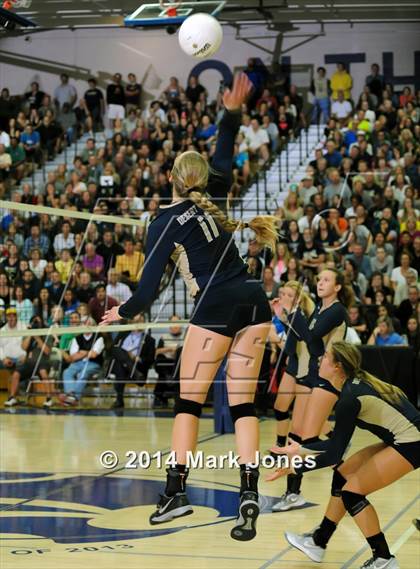 Thumbnail 3 in Desert Vista vs. Hamilton (AIA D1 Final) photogallery.