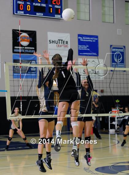 Thumbnail 1 in Desert Vista vs. Hamilton (AIA D1 Final) photogallery.