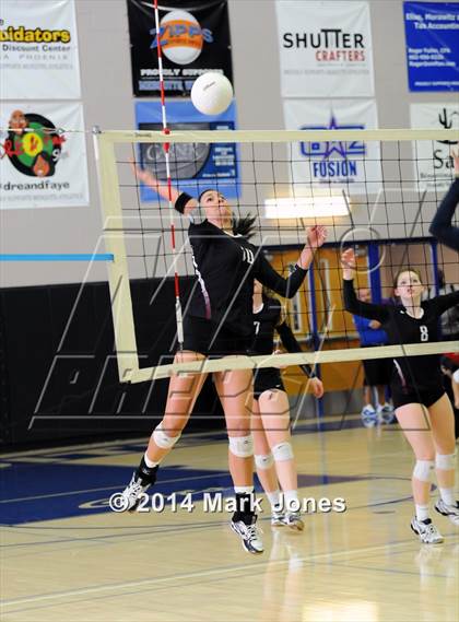 Thumbnail 2 in Desert Vista vs. Hamilton (AIA D1 Final) photogallery.