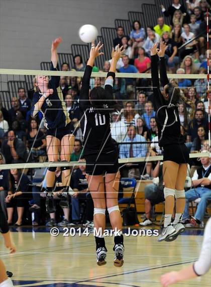 Thumbnail 1 in Desert Vista vs. Hamilton (AIA D1 Final) photogallery.