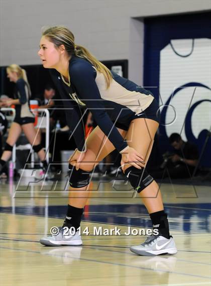Thumbnail 1 in Desert Vista vs. Hamilton (AIA D1 Final) photogallery.