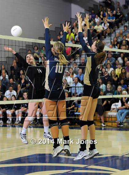 Thumbnail 3 in Desert Vista vs. Hamilton (AIA D1 Final) photogallery.