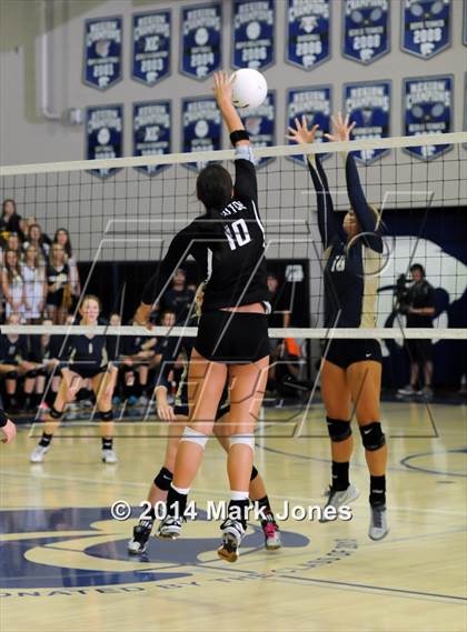 Thumbnail 2 in Desert Vista vs. Hamilton (AIA D1 Final) photogallery.