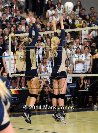 Thumbnail 1 in Desert Vista vs. Hamilton (AIA D1 Final) photogallery.
