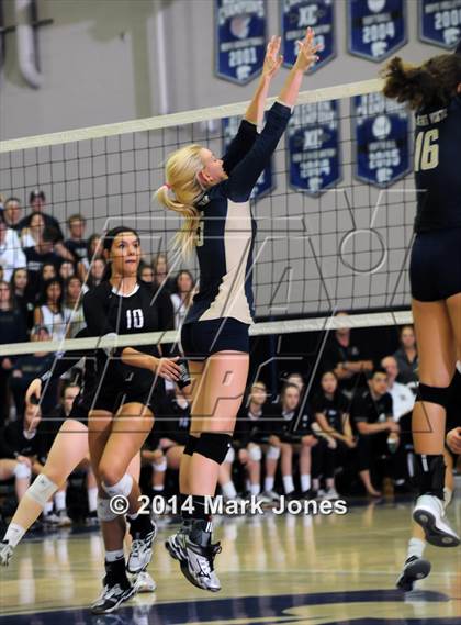 Thumbnail 2 in Desert Vista vs. Hamilton (AIA D1 Final) photogallery.